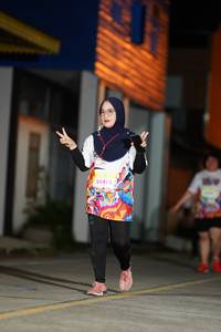 BIB: 50415
                            <button type="button" onclick="openModal(21743785)" class="btn btn-primary btn-sm float-right btn-popup" data-toggle="modal" data-target=".modal-high-quality">
                        <i class="fas fa-shopping-cart"></i> Add to Cart
                    </button>
                                            <button type="button" onclick="isThisMe(21743785, true)" class="btn btn-success btn-sm float-right btn-popup btn-isme hidden" data-toggle="tooltip" data-placement="bottom" title="นี่คือรูปของคุณใช่ไหม คลิกที่นี่เพื่อเอาเข้าอัลบั้ม">
                        <i class="fas fa-plus"></i> Add to album
                    </button>
                    <button type="button" onclick="isThisMe(21743785, false)" class="btn btn-warning btn-sm float-right btn-popup btn-isnotme hidden">
                        <i class="fas fa-ban"></i> Remove from album
                    </button>